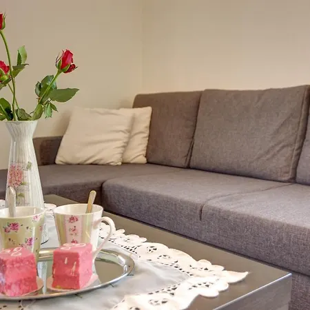 Διαμέρισμα Apartman Delicia