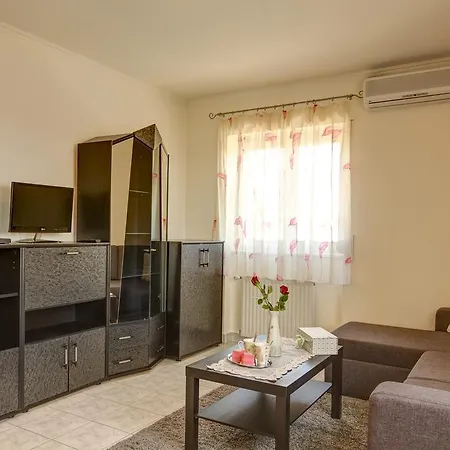 Διαμέρισμα Apartman Delicia